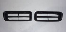 53112-60020 Toyota Land Cruiser 1991-1992 Genuine Lower Front Bumper Grille Set Of 2