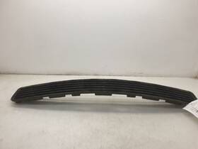 5311206100 Toyota 10-11 Camry Bumper Mounted Lower Grille Assembly