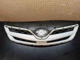 53114-02210 Toyota 2011-2013 Corolla Front Radiator Grille White Oem
