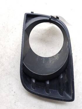81482-0c010 Toyota 08-10 Sequoia Driver Side Lower Grille Assembly With Fog Lamp