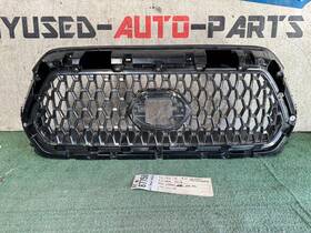 Ay67758 Toyota W/damages 2016 2022 Tacoma Front Bumper Grille Oem