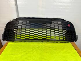 Su003-09901 Toyota Gr86 2022-2025 Grille Oem