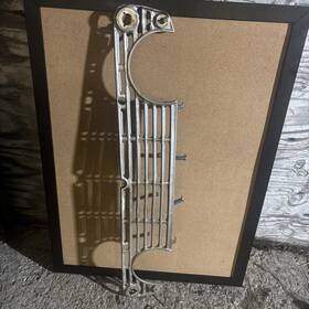 902687 Triumph Used Tr4 Grille 870-010