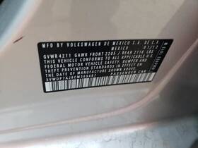 104-51016a Volkswagen Grille Sedan Base Upper Without Chrome Fits 11-14 Jetta