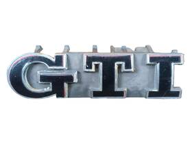 1j6853679c Volkswagen 1j6853679h Gti Grille Badge Black Lettering 99-05 Vw