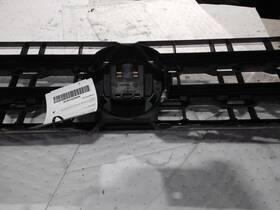 3cn853651aryp Volkswagen Used Upper Grille Fits 2019 Atlas Without R-line Grade A