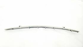 5184045 Volkswagen Used Grille Fits 2002 Eurovan Grade A