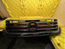 561.853.653.h Volkswagen 2016-2018 Passat Front Upper Grille Oem