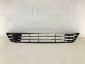 561853671f Volkswagen 16-19 Passat Front Lower Center Grille Rb
