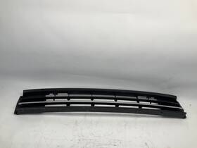 561853671hryp Volkswagen 16-19 Passat Front Bumper Center Lower Grille Q