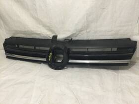 5g0853653q Volkswagen 2018 Golf Upper Center Grille With Emblem Oem