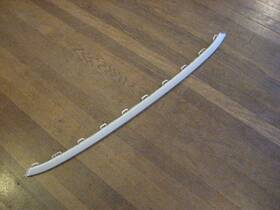5nn-853-101-b-gru Volkswagen 18-21 2018-2021 Vw Tiguan Lower Center Grill Molding Trim Oem