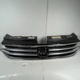 5nn-853-655-0 Volkswagen Used 2022 - 2024 Tiguan R Line Center Grille Oem