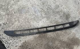7p6853673 Volkswagen Front Lower Center Bumper Grille Oem Vw Touareg 2013 Donor Black