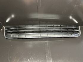 7p6853677a Volkswagen Touareg Ii 2011 Front Bumper Lower Grill Ruz7049