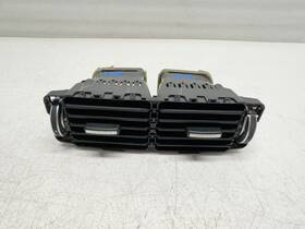 Bj32014a22ad Volkswagen H40901 2017-2019 Jaguar Xe Center Console Rear Ac Air Vent Grille