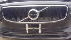 104-10191a Volvo Grille Momentum Upper Gloss Black Center Fits 17-20 S90 331836