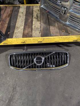 104-12663a Volvo Grille Upper Momentum With Surround View Fits 22 Xc60 1146044 104-12663a Volvo Grille Upper Momentum With Surround View Fits 22 Xc60 1146044