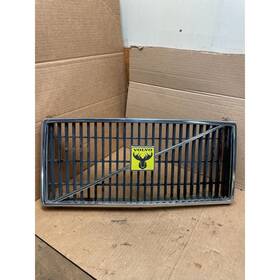 104-51543 Volvo 245 Front Center Grille Black Chrome Fits 78 79 80 81 82 83 84 85