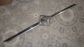 20453602 Volvo 20437161 Grille Emblem Trim Assembly With Used