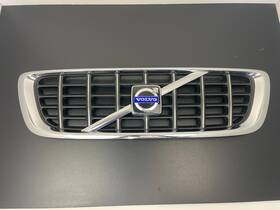 30678627 Volvo 2008 2009 2010 V70 Wagon Front Upper Bumper Grille Chrome Oem