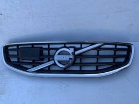30795040 Volvo 11-13 S60 Front Grill Without Adaptive Cruise
