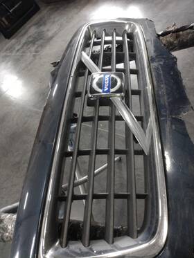 307960237 Volvo 2009 S80 Grille Oem Good Condition 4dr Sedan 192k Miles