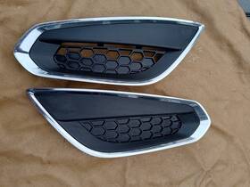 31323412 Volvo 2011-2013 S60 Front Cover Grille Fog Light Chrome Oem Left Right Set