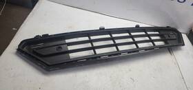 32136098 Volvo C40 Recharge Front Bumper Lower Grill 2022 To 2025 Genuine