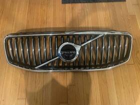 32368147 Volvo 2018-2021 Xc60 Upper Grille Camera Type