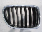 Bmw X1 E84 Front Right Kidney Grille Genuine 2993308 Ref 24P14. Fixed Price $38.62.