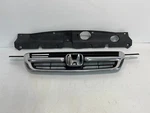2006 Honda Cr-v Front Gril W/ Emblem, Upper Radiator Cover Oem. Fixed Price $192.50.