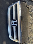 2005-07 Honda Odyssey Front Grille Oem Part# 71121-SHJ-A010-M1. Fixed Price $99.99.
