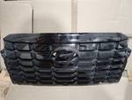 2023-2025 Hyundai Palisade Used Black Upper Grille Chrome Oem Lkq. Fixed Price $395.00.