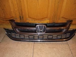2010-2011 Honda Crv Cr-v Chrome And Urban Ttanium Front Upper Grill Emblem Oem. Fixed Price $200.00.