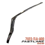 2017-2019 Honda Cr-v Front Right Upper Molding New Oem 71123-TLA-A00. Fixed Price $102.33.