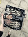 Land Rover Range Sport L461 Front Right Grill N9X2-17K946-AB. Fixed Price $95.40.