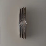 2000-2006 Mercedes CL500 CL600 W215 Front Grille Oem W/ Emblem. Fixed Price $140.00.