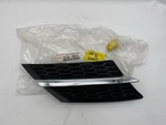 2013-2015 Toyota RAV4 Passenger Front Radiator Grill Garnish Rh New 53105-0R010. Fixed Price $67.99.