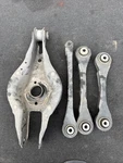 12-20 Bmw 228I 230I Rear Right Control Arm Set 4 Pieces. Fixed Price $60.00.