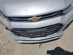 Upper Chrome Grille *note* 4239270 Oem 17-22 Chevrolet Trax. Fixed Price $125.00.