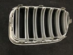 Passenger Grille Upper Chrome Surround Fits 13-17 Bmw X3 441098. Fixed Price $85.60.