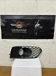 2017 - Bentley Bentayga Fog Black Trim Bumper Grille Rh Right Passenger #546. Fixed Price $75.00.