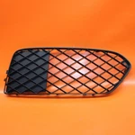 Bentley Bentayga Grille Right Lower 2016 2017 2018 2019 36A 807 682 Oem. Fixed Price $179.10.