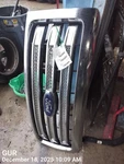 Chrome Grille *note* Oem 13-14 Ford F150. Fixed Price $340.00.