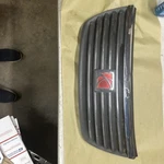 2004-2006 Saturn Vue Grille Oem Used Upper. Fixed Price $48.00.