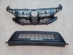 2022-2023 Honda Civic Front Grille Oem 71204-T43-A01-M1 And Lower 71151-T21-A00. Fixed Price $255.00.