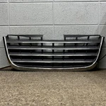 2008-2010 Chrysler Town & Country Front Upper Grille Oem 05113127AA. Fixed Price $50.24.