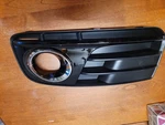 New Audi Q5 Front Left Fog Light Grille 8R0807681M 8R0-807-681-M-BJI. Fixed Price $146.19.