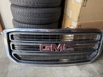 Oem New 2015-2020 Gmc Yukon Xl Front Upper Grille Assembly 84722258. Fixed Price $200.00.